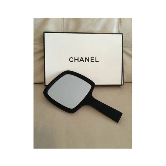 Chanel Beauty Hand Mirror New in Box - Picture 3 of 3